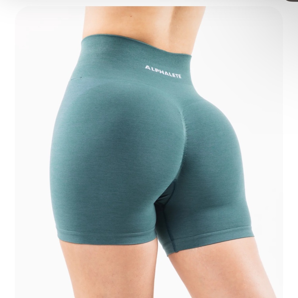 Alphalete Amplify Shorts